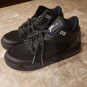 🚨SOLD🚨Nike Jordan Flight Origin 3